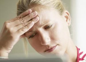Медики назвали причины появления постоянных головных болей 