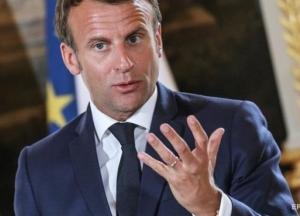 Макрон пообещал Зеленскому что обсудит с Путиным "нормандский формат"