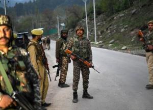 Пакистан заявив про масштабний військовий наступ на Індію: з’явилось відео масштабних обстрілів