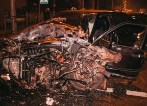 Под Киевом неадекват на скорости выше 100 км/час разгромил пять авто