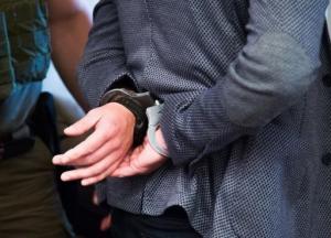 Депутат Киевского облсовета пытал бизнесменов и требовал почти миллион долларов 