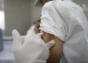 В Индии разрешили вакцинироваться иностранцам