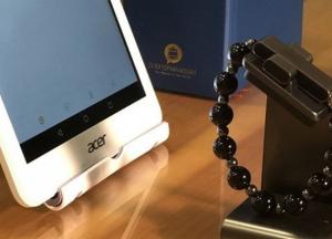 Электронные четки: в Ватикане презентовали религиозный гаджет (фото)