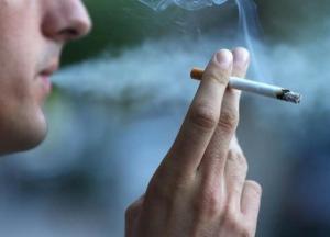 Медики установили, что заставляет людей курить 