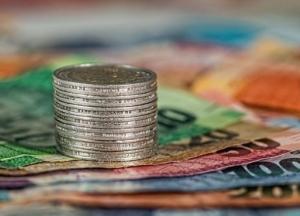 "Дыра" в бюджете Украины ускорила рост