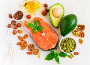 Врачи назвали жирные продукты, которые полезно есть