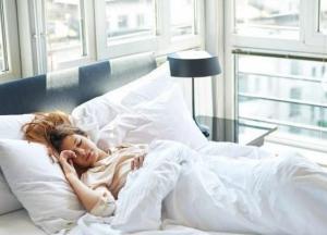Медики объяснили, чем полезен дневной сон