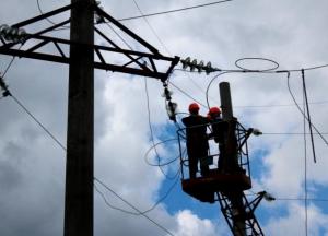 Из-за непогоды в Украине обесточены более 100 населенных пунктов