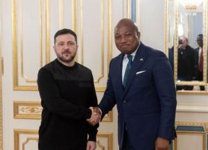 "Проявіть співчуття": голова МЗС Гани попросив Зеленського звільнити полонених, які воювали проти України