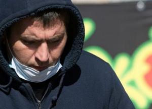 Медики рассказали об опасности ношения маски на подбородке