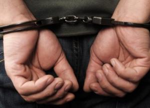 В Одессе за вымогательство денег с предпринимателя арестовали трех азербайджанцев