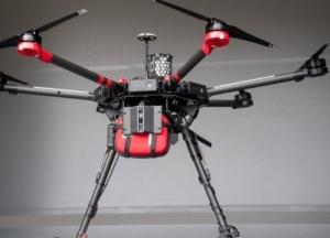 Дрон с дефибриллятором впервые в истории спас жизнь человеку (видео)