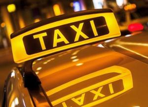 В Киеве водитель такси умер за рулем