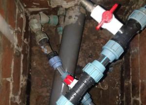 ​На границе Украины и Молдавии построили нелегальный спиртопровод​ (фото, видео) 