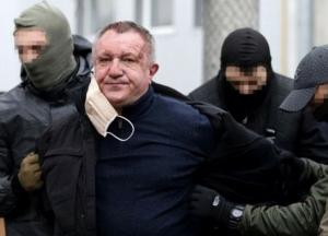 Суд оставил под стражей подозреваемого в госизмене генерала Шайтанова