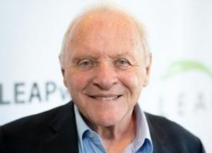 81-летний Энтони Хопкинс рассказал, как он поддерживает тонус (фото)