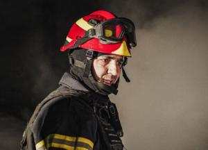 Дрони РФ атакували Дніпропетровщину: пошкоджені підприємства, виникла пожежа 