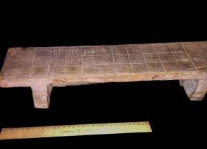 Ученые обнаружили древнеегипетскую "игру смерти", похожую на нарды