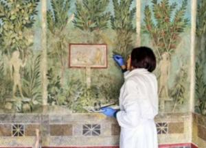 Ученые отреставрировали сокровища Помпеи, которым более 2000 лет 