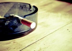 Одна сигарета сокращает жизнь на 5 минут и 30 секунд - исследование