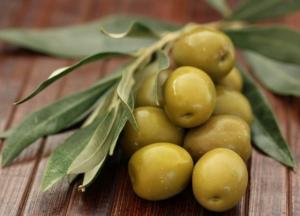 Эксперты рассказали о пользе и вреде оливок