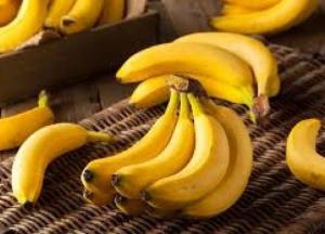 Медики назвали пять преимуществ для здоровья от употребления бананов