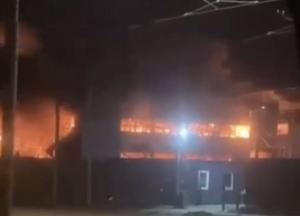 "Не полетять на українські міста": на заводі з виробництва дронів у Таганрозі сталась велика пожежа (відео)