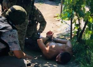 На Херсонщине мужчина под наркотиками открыл стрельбу из ружья (фото)