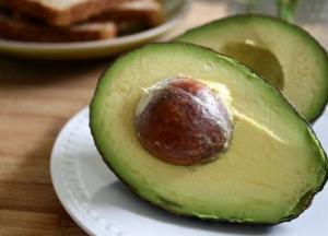 Диетологи назвали самое полезное для готовки масло