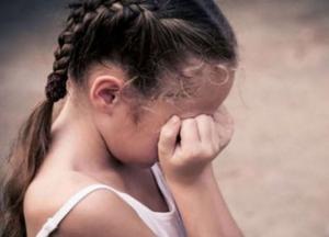 На Днепропетровщине дедушка развращал свою внучку