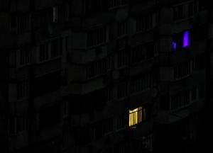 Павлоград під масованою атакою дронів і повністю знеструмлений: відео, що відбувається в місті 