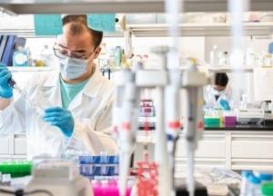 Ученые разработали вакцину-спрей от COVID и гриппа