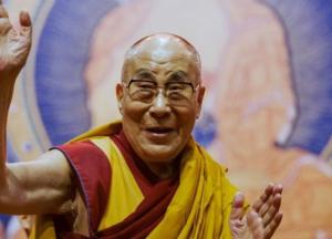 Далай-лама обратился с посланием к миру из-за коронавируса