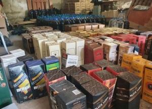 На Киевщине накрыли подпольный цех по изготовлению рома и виски (фото)