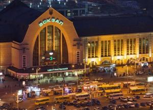 В Киеве "заминировали" центральный вокзал