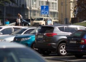 Украинцам хотят разрешить фотографировать нарушения ПДД и получать за это деньги