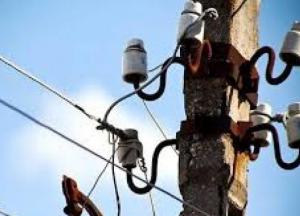 В Украине из-за непогоды без света остались 250 населенных пунктов