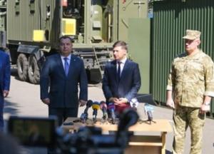 В Минобороны прокомментировали "толчек" Зеленского