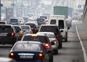 Киев сковали утренние пробки (карта)