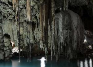 Археологи обнаружили в пещере таинственный артефакт возрастом 20 тысяч лет