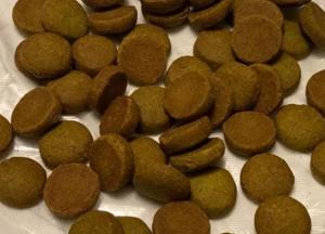 В Киеве изъяли печенье с каннабисом и конфеты с грибами