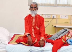 Умер индийский йог, не евший и не пивший 80 лет 