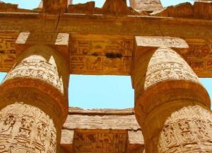 Археологи обнаружили в погребении возле Луксора загадочное устройство