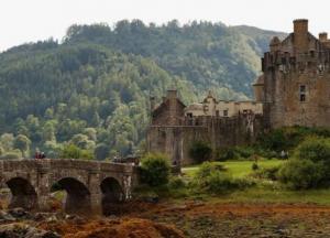 В Шотландии обнаружен уникальный клад артефактов бронзового века