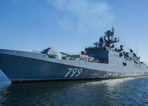 Фрегат "Адмірал Макаров" у Новоросійську був уражений двічі: з'явилися супутникові фото