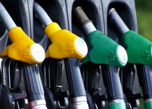 Кабмин ввел декларирование роста цен на бензин