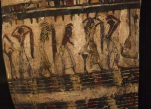 Археологи обнаружили саркофаг с изображением леопарда