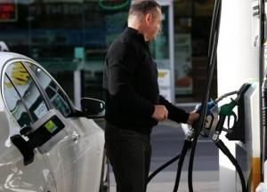 Кабмин обязал АЗС снизить цены на топливо