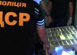 Чиновник Минветеранов вымогал у раненого в ООС военного более 360 тыс. гривен (фото)