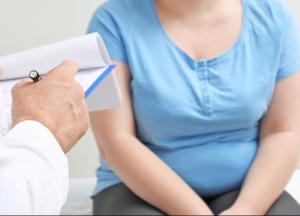 Эксперты назвали главную причину скопления жира на бедрах